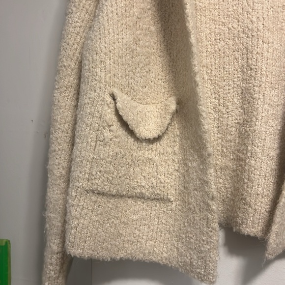 Zara Boucle Cardigan - Picture 5 of 11